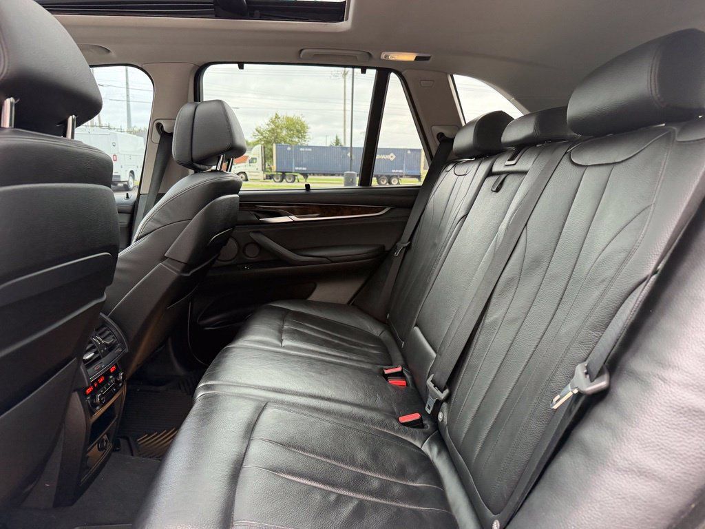 Used 2016 BMW X5 xDrive50i AWD/4WD image 18