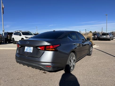 Used 2020 Nissan Altima 2.5 S image 8