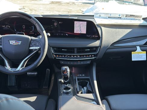 New 2026 Cadillac CT5 V image 9