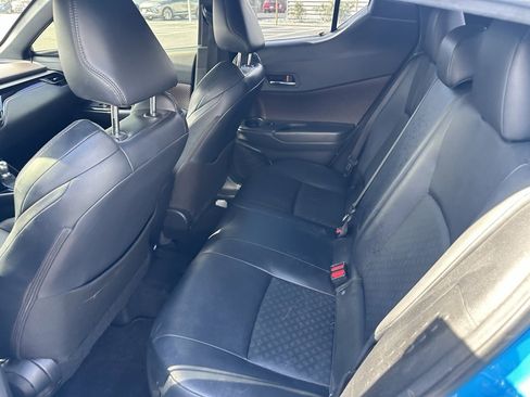 Used 2019 Toyota C-HR Limited image 17