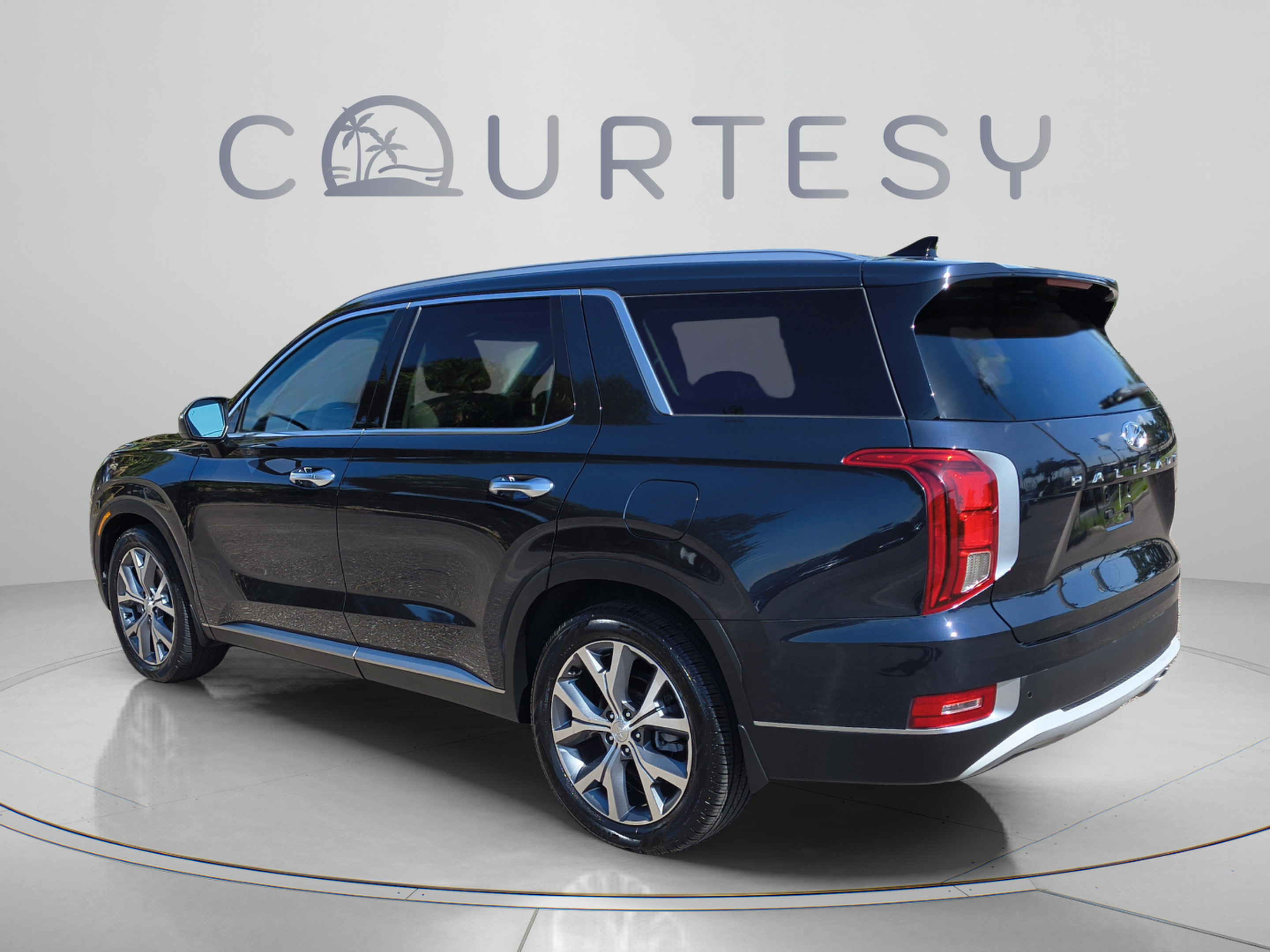 Used 2021 Hyundai Palisade SEL w/ Cargo Package FWD image 3