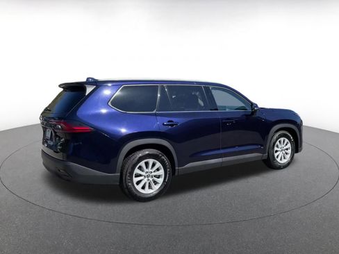 Used 2025 Toyota Grand Highlander FWD image 14