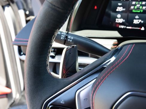 Used 2025 Chevrolet Corvette Z06 w/ Stealth Interior Trim Package RWD image 32