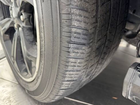 Used 2022 Ford Expedition Limited image 10