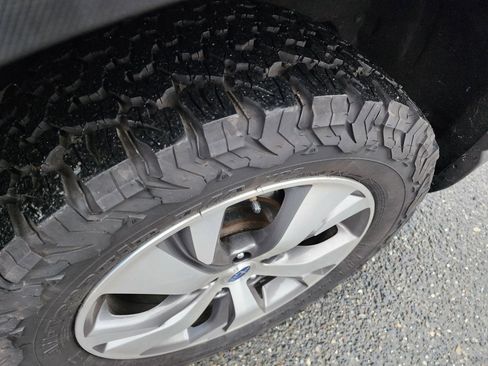 Used 2019 Subaru Ascent Premium image 45