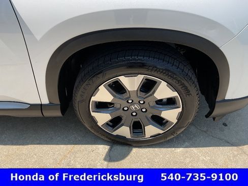 Used 2026 Honda Pilot Touring image 13