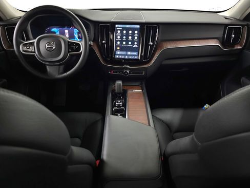 Certified 2023 Volvo XC60 B5 Plus w/ Climate Package AWD/4WD image 14