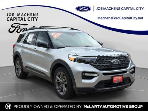 Used 2023 Ford Explorer XLT w/ Equipment Group 202A AWD/4WD image 1