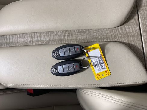 Used 2024 Nissan Murano SV image 26