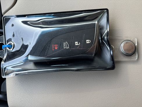 Used 2019 Lexus ES 350 image 35