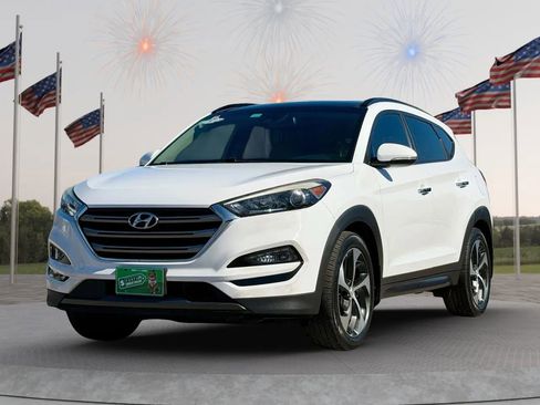 Used 2016 Hyundai Tucson Limited w/ Option Group 03 image 2