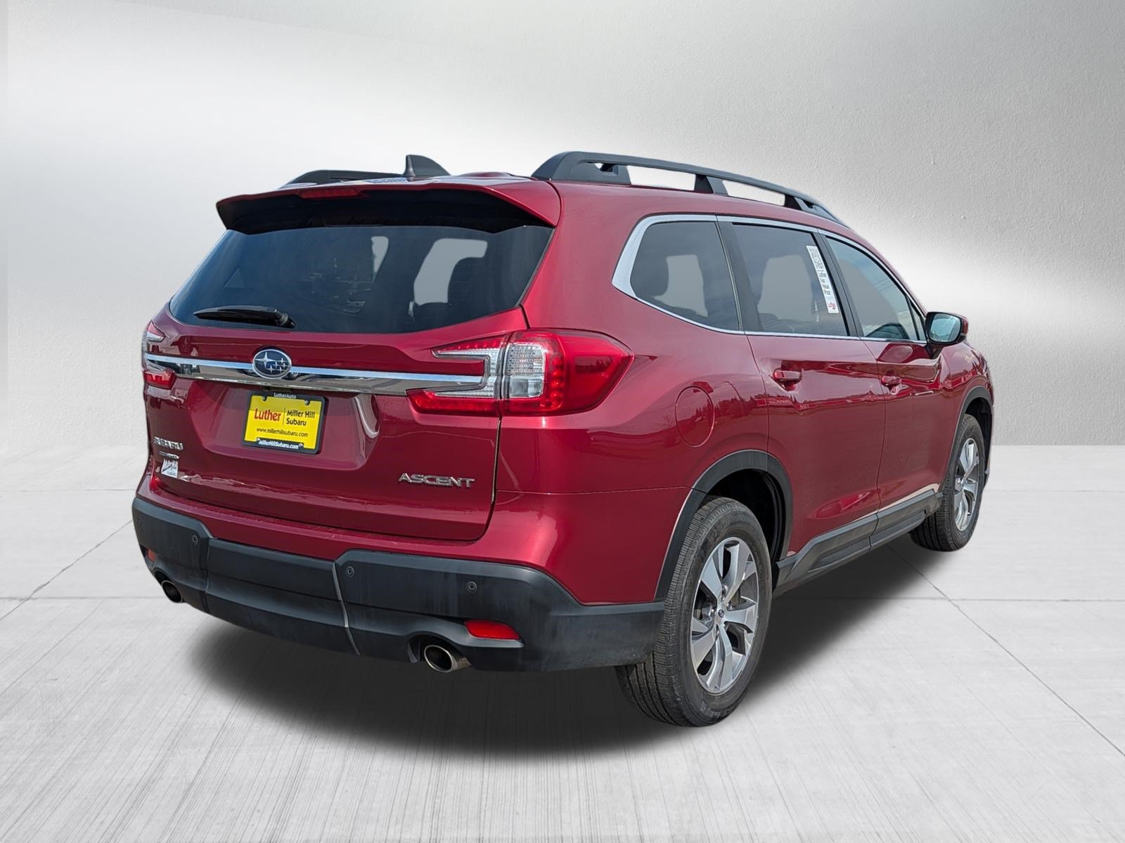 Used 2025 Subaru Ascent Premium AWD/4WD image 7