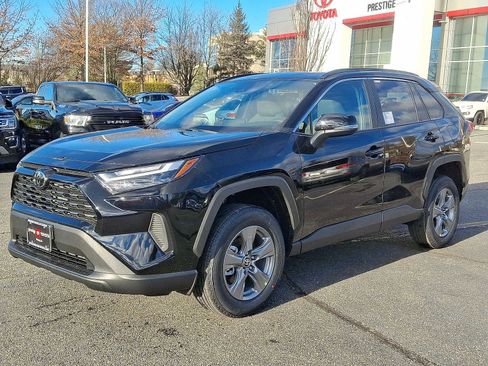 New 2025 Toyota RAV4 XLE image 10