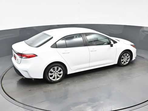 Used 2024 Toyota Corolla LE FWD image 39