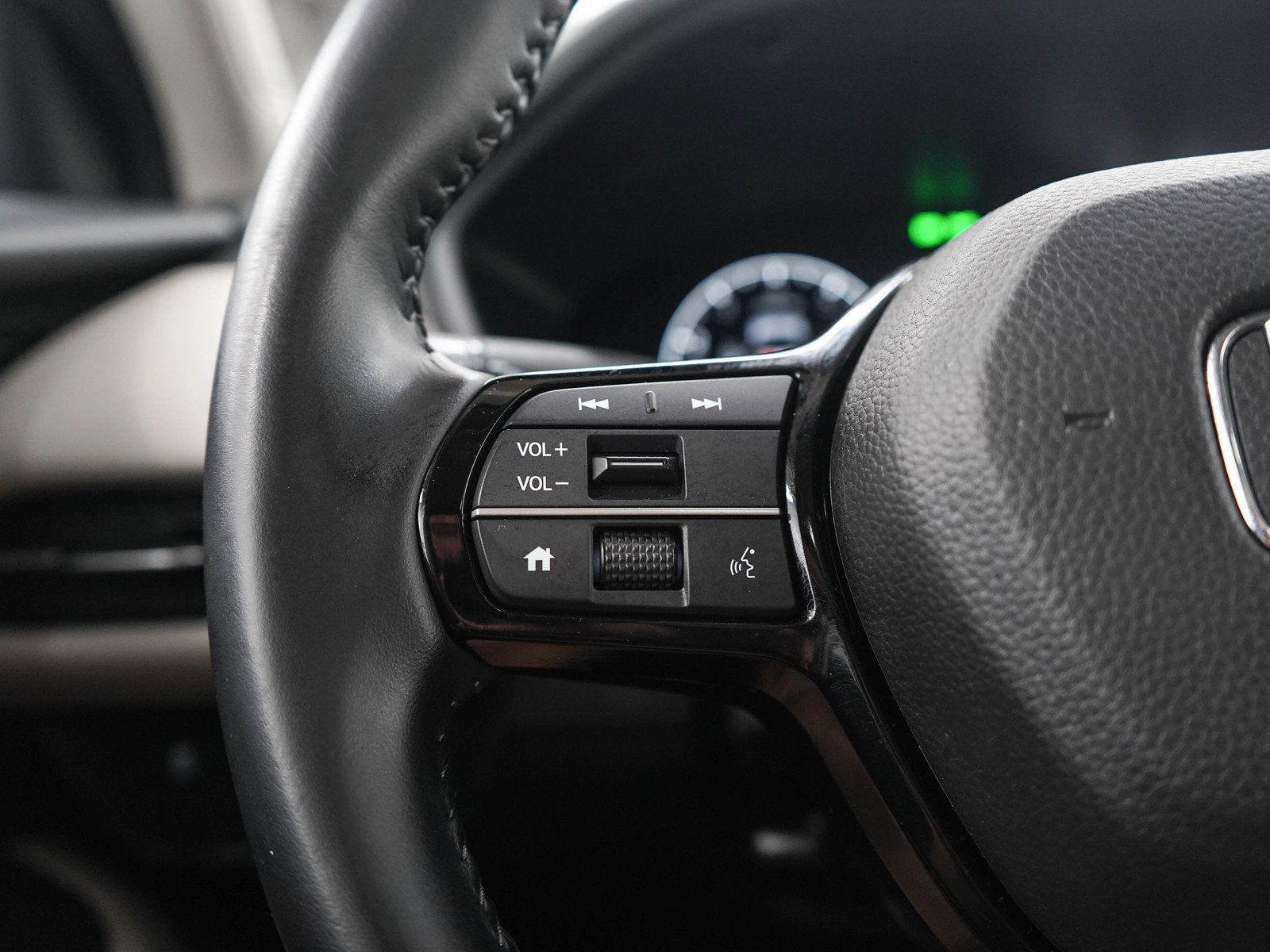 Used 2025 Honda HR-V EX-L image 26