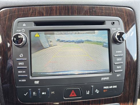 Used 2016 Chevrolet Traverse LTZ AWD/4WD image 15