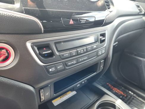 Used 2023 Honda Passport TrailSport image 16
