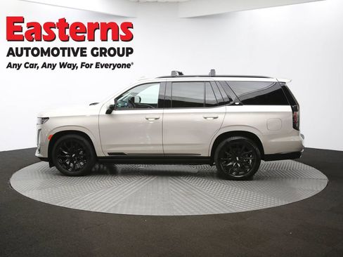 Used 2024 Cadillac Escalade Sport Platinum w/ LPO, ONYX Package image 65