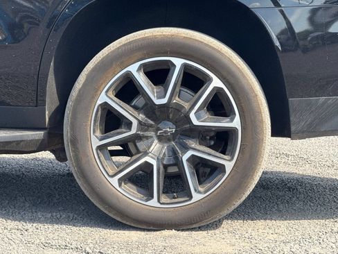 Used 2022 Chevrolet Tahoe RST w/ Sport Performance Package AWD/4WD image 45