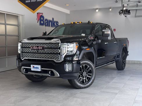Certified 2023 GMC Sierra 2500 Denali w/ Denali Black Diamond Edition AWD/4WD image 2