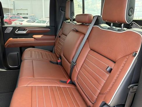 New 2026 GMC Sierra 2500 Denali Ultimate AWD/4WD image 21