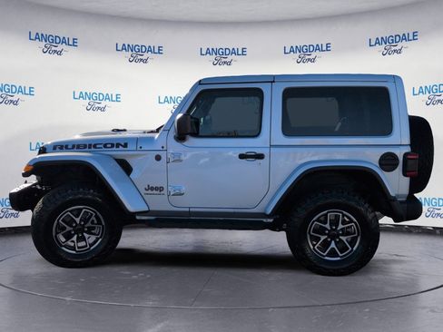 Used 2024 Jeep Wrangler Rubicon image 10