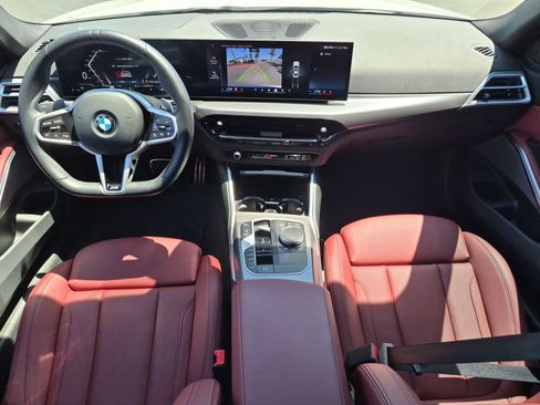 Used 2025 BMW 330i Sedan w/ M Sport Package RWD image 29