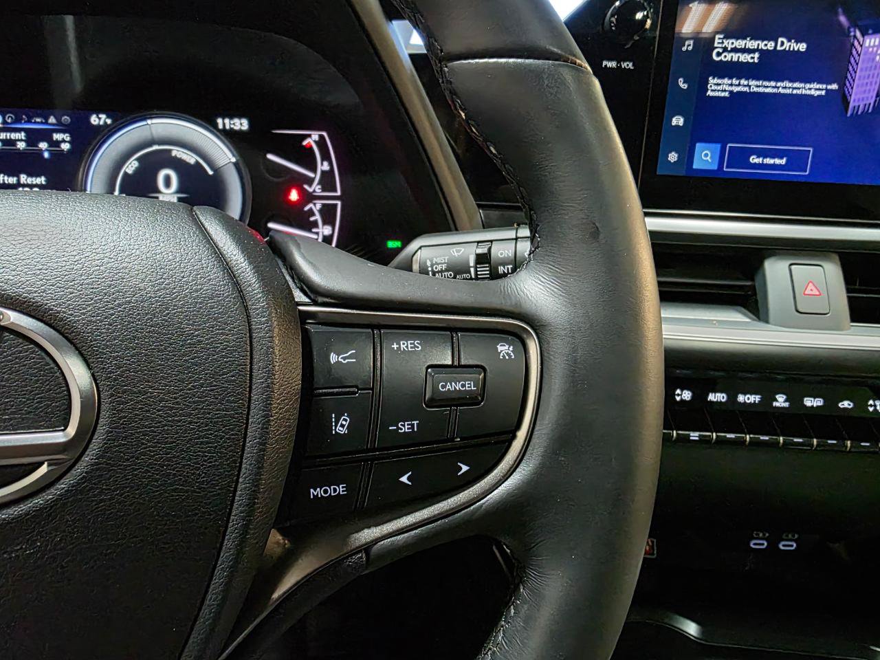 Used 2024 Lexus UX 250h F Sport FWD image 30