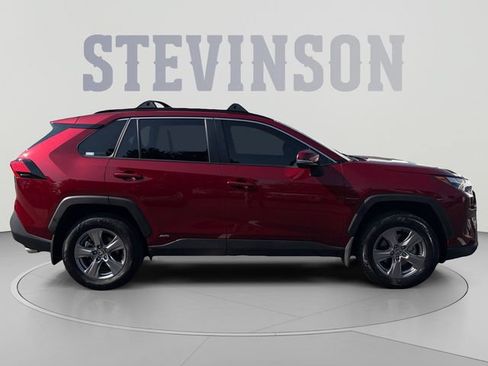 Used 2025 Toyota RAV4 LE AWD/4WD image 6