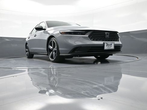 Certified 2024 Honda Accord Sport image 26