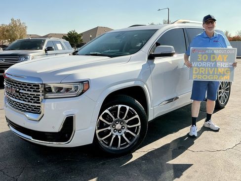 Used 2023 GMC Acadia Denali w/ Denali Technology Package image 1