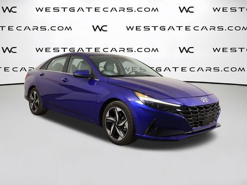 Used 2023 Hyundai Elantra Limited image 39