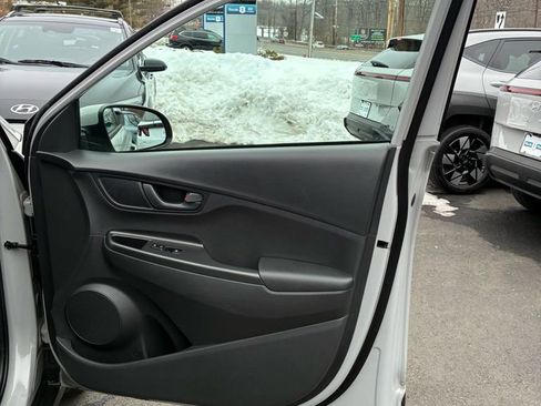 Used 2023 Hyundai Kona SEL image 45