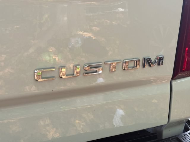 New 2026 Chevrolet Silverado 2500 Custom w/ Custom Value Package AWD/4WD image 9