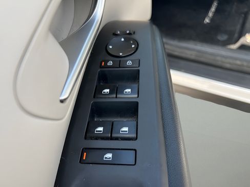 Certified 2025 Hyundai Tucson SEL AWD/4WD image 14