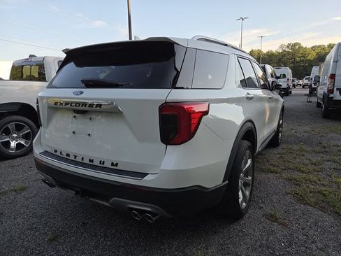 Used 2020 Ford Explorer Platinum w/ Premium Technology Package AWD/4WD image 8