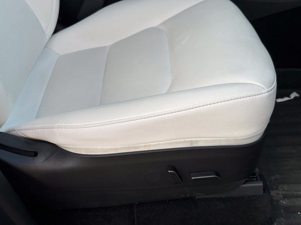 Used 2023 Tesla Model Y Long Range AWD/4WD image 13