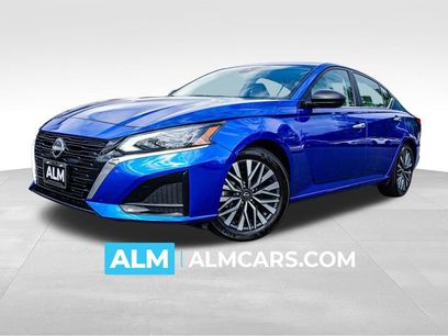 Used 2025 Nissan Altima 2.5 SV