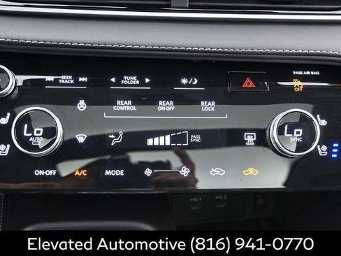 Certified 2026 INFINITI QX60 Luxe w/ Cargo Package AWD/4WD image 28