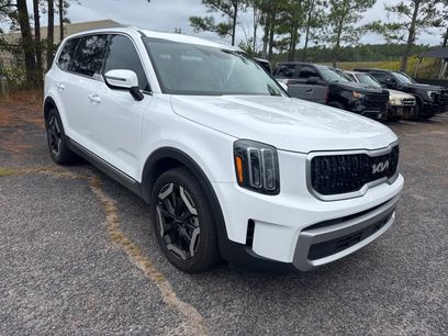Used 2023 Kia Telluride EX w/ EX Captain's Chair Package