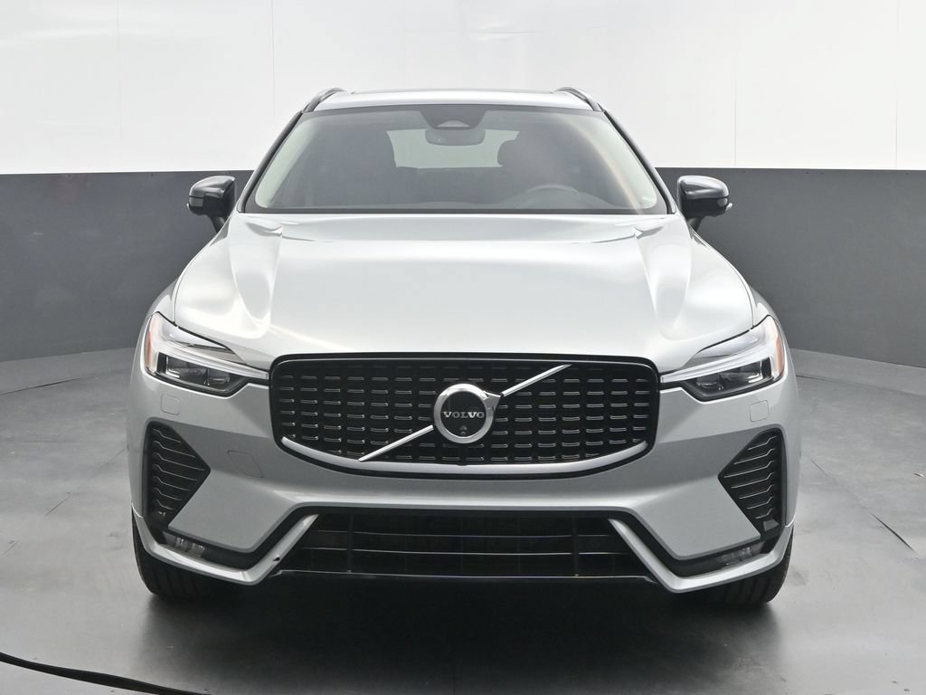 Certified 2024 Volvo XC60 B5 Plus AWD/4WD image 10