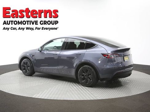 Used 2023 Tesla Model Y Long Range AWD/4WD image 56