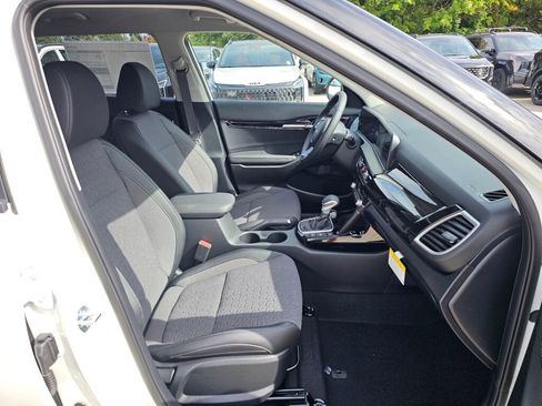 New 2026 Kia Seltos S image 27