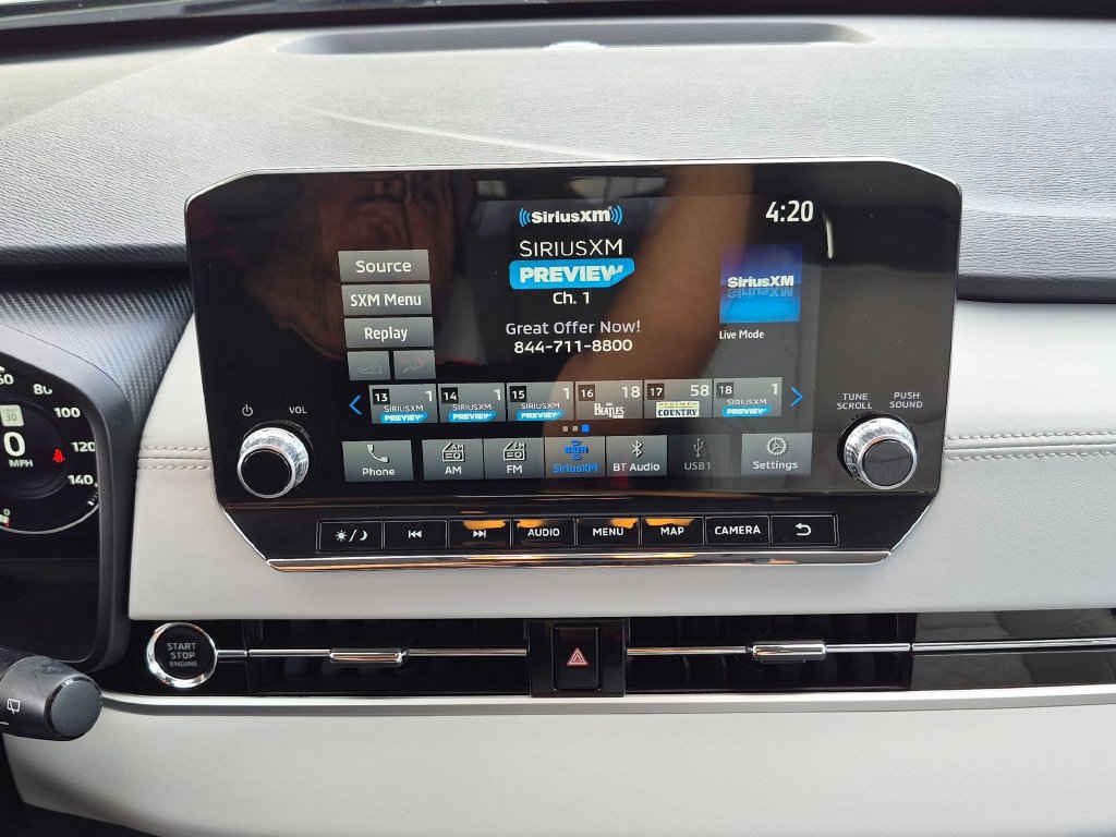 Used 2024 Mitsubishi Outlander SEL AWD/4WD image 15