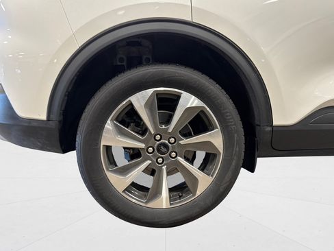 Used 2024 Ford Escape Platinum image 54