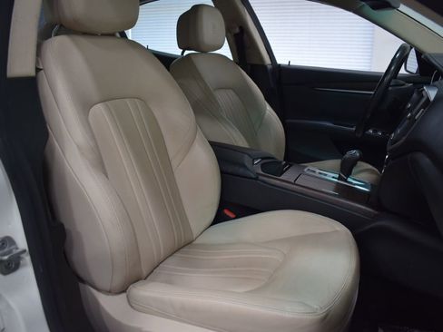 Used 2014 Maserati Ghibli image 20