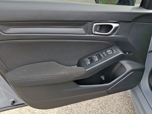 Used 2025 Honda Civic Sport image 12
