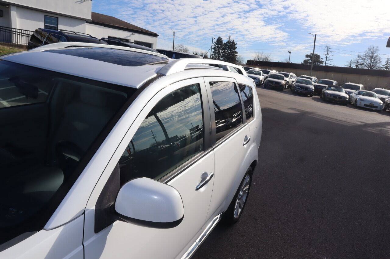 Used 2008 Mitsubishi Outlander SE FWD image 39