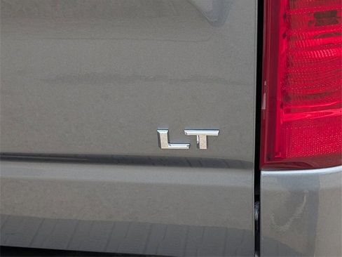 Used 2021 Chevrolet Silverado 1500 LT image 9