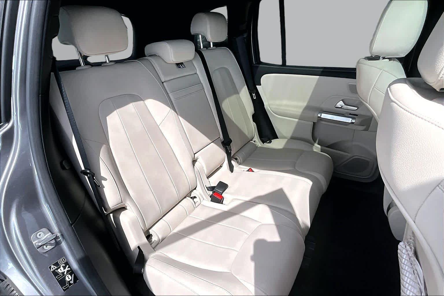 Used 2023 Mercedes-Benz EQB 250+ image 19